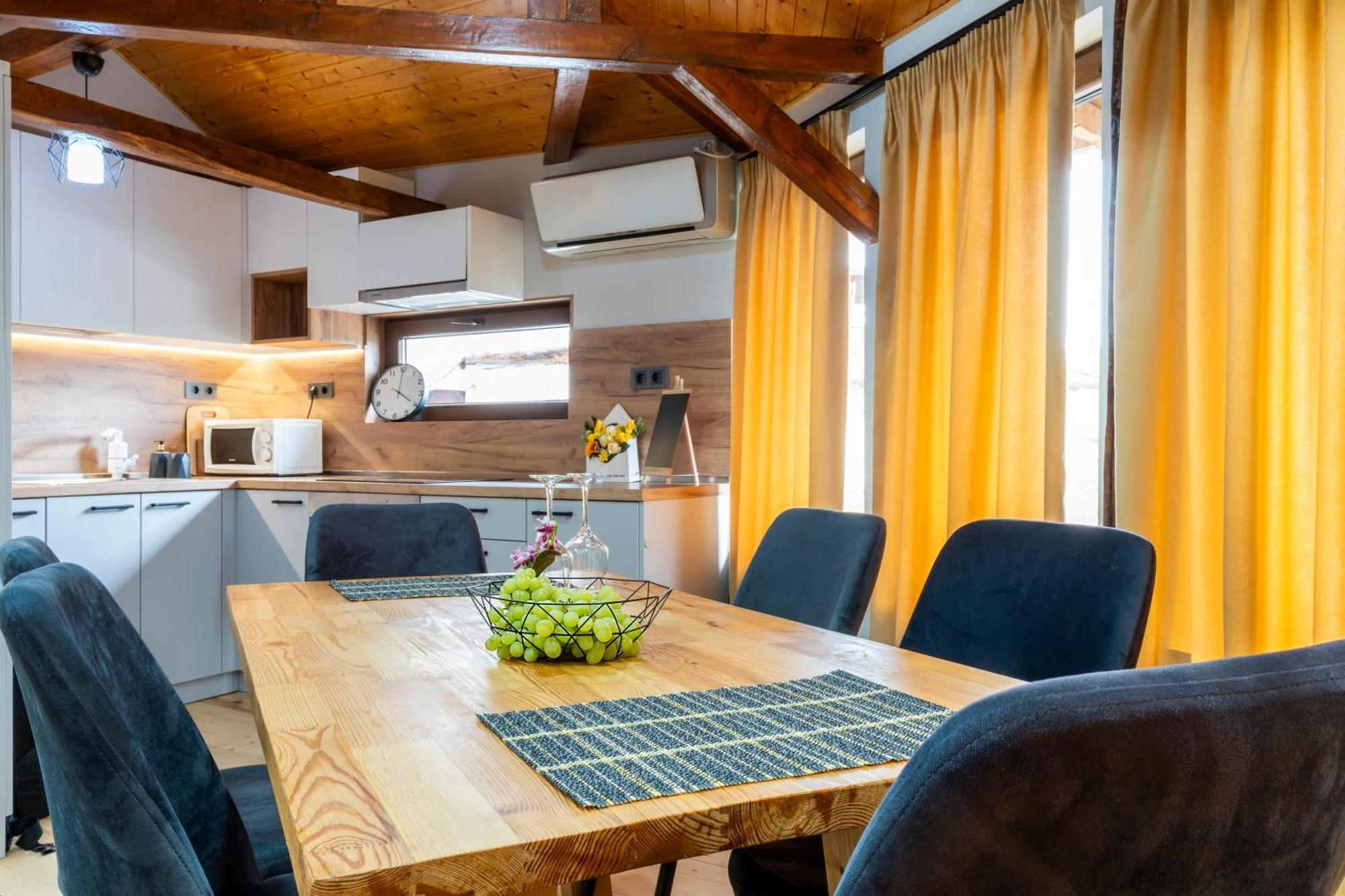 Bobevata Guest House - Floor 2 - Stunning View Old Town 벨리코 터르노보 외부 사진